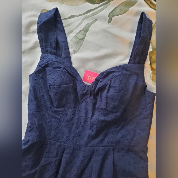 Lilly Pulitzer Cyndi Fishy Eyelet Navy Dz. 6 - Picture 4 of 4